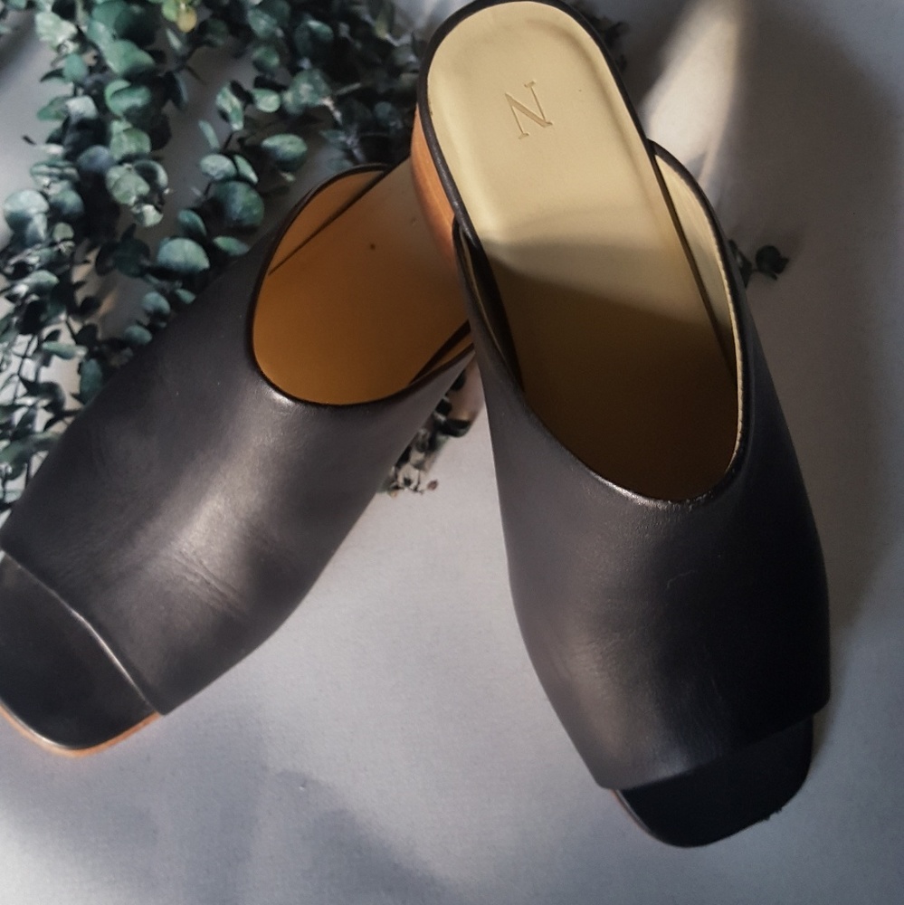 Nisolo Paloma mule open-toe